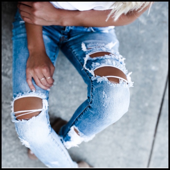 Sugar Distressed Jean - Picture 6 of 7